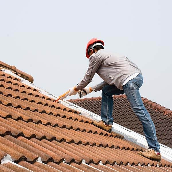DB3Roofing-1264003590 Tornado season and your roof
